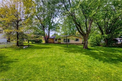 Tiny photo for 763 Som Center Road, Mayfield Village, OH 44143 (MLS # 5209207)