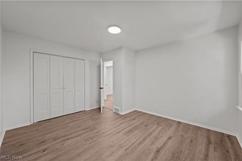 Tiny photo for 763 Som Center Road, Mayfield Village, OH 44143 (MLS # 5209207)