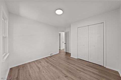 Tiny photo for 763 Som Center Road, Mayfield Village, OH 44143 (MLS # 5209207)