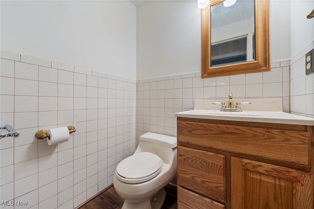 Hudson, Ohio 44236, United States, 4 Bedrooms Bedrooms, ,3 BathroomsBathrooms,Residential,Active,134929