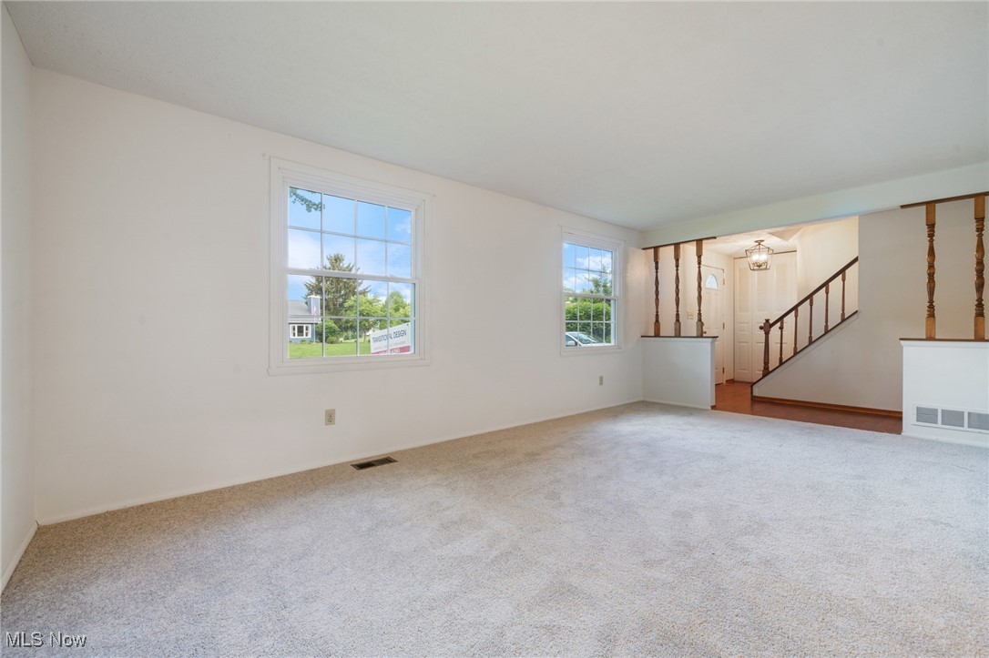 Hudson, Ohio 44236, United States, 4 Bedrooms Bedrooms, ,3 BathroomsBathrooms,Residential,Active,134929