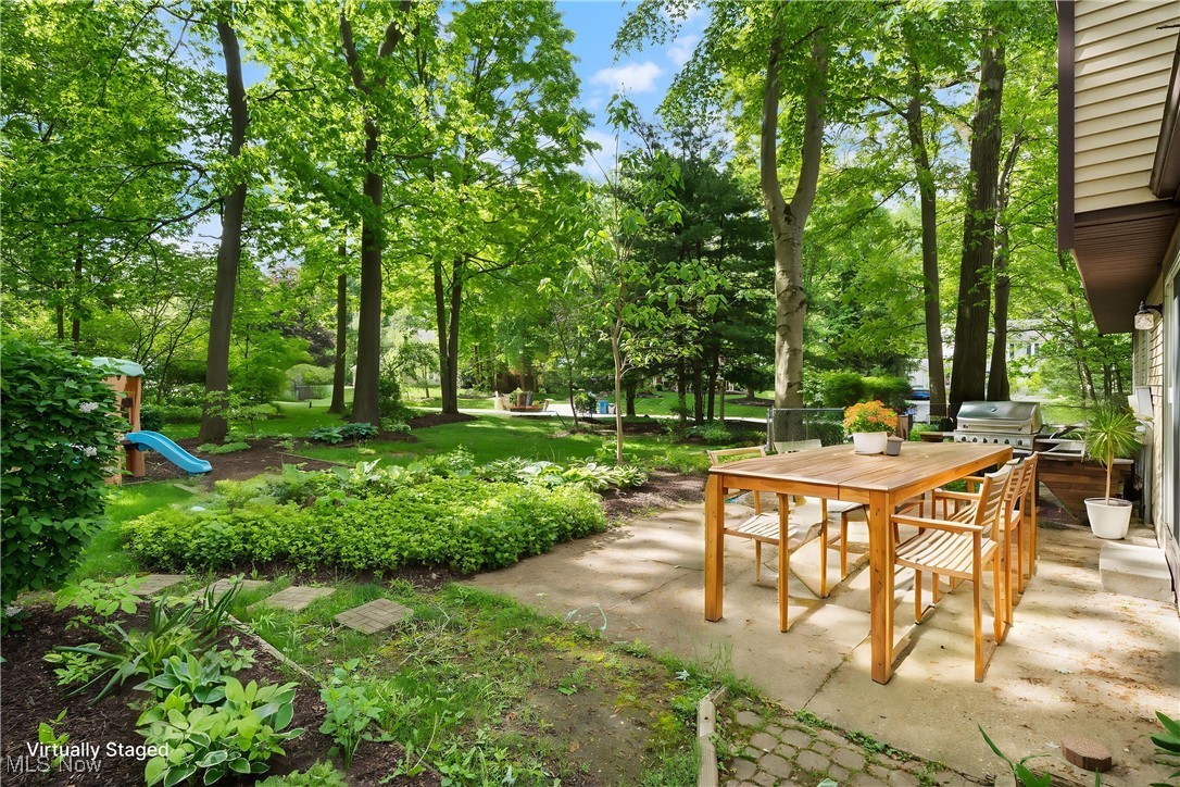 Hudson, Ohio 44236, United States, 4 Bedrooms Bedrooms, ,3 BathroomsBathrooms,Residential,Active,134929