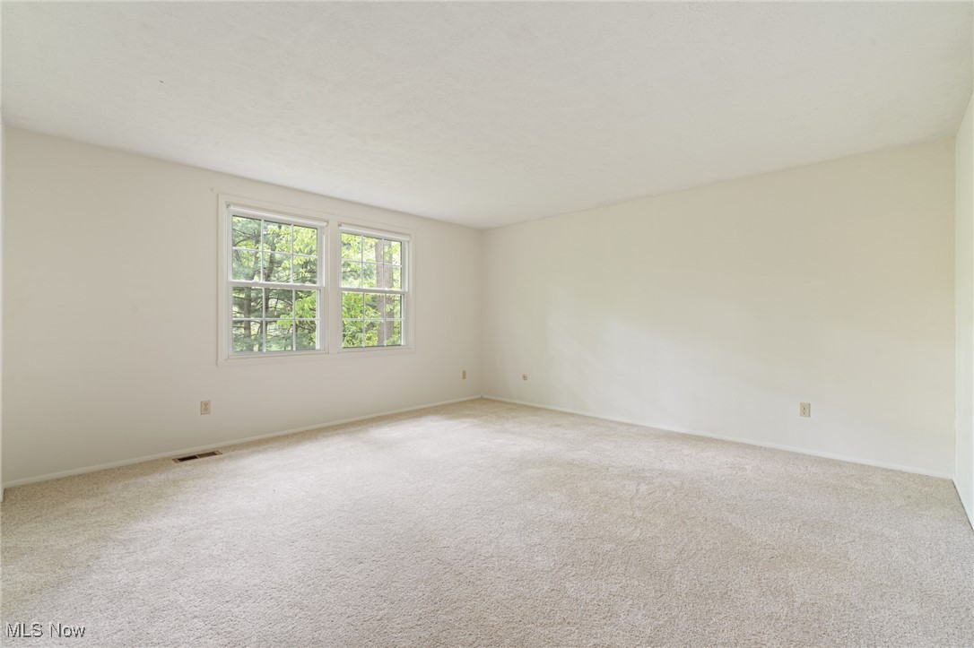 Hudson, Ohio 44236, United States, 4 Bedrooms Bedrooms, ,3 BathroomsBathrooms,Residential,Active,134929
