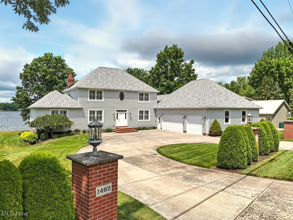 1462 River Road