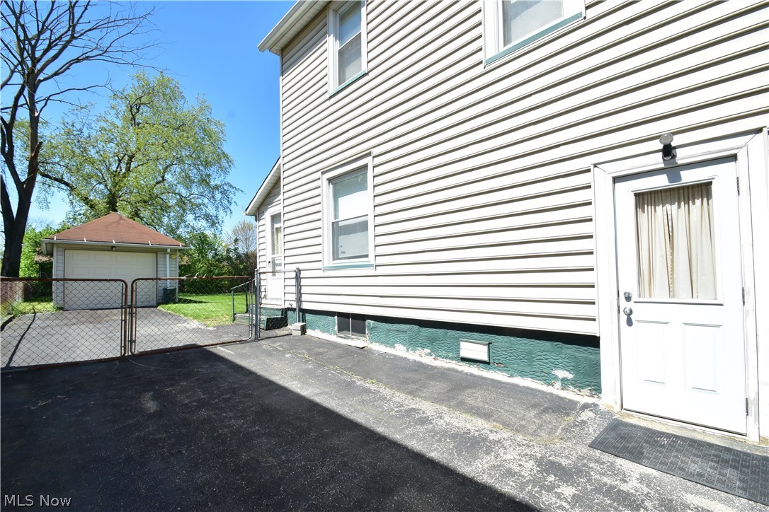 City/Youngstown - Residential