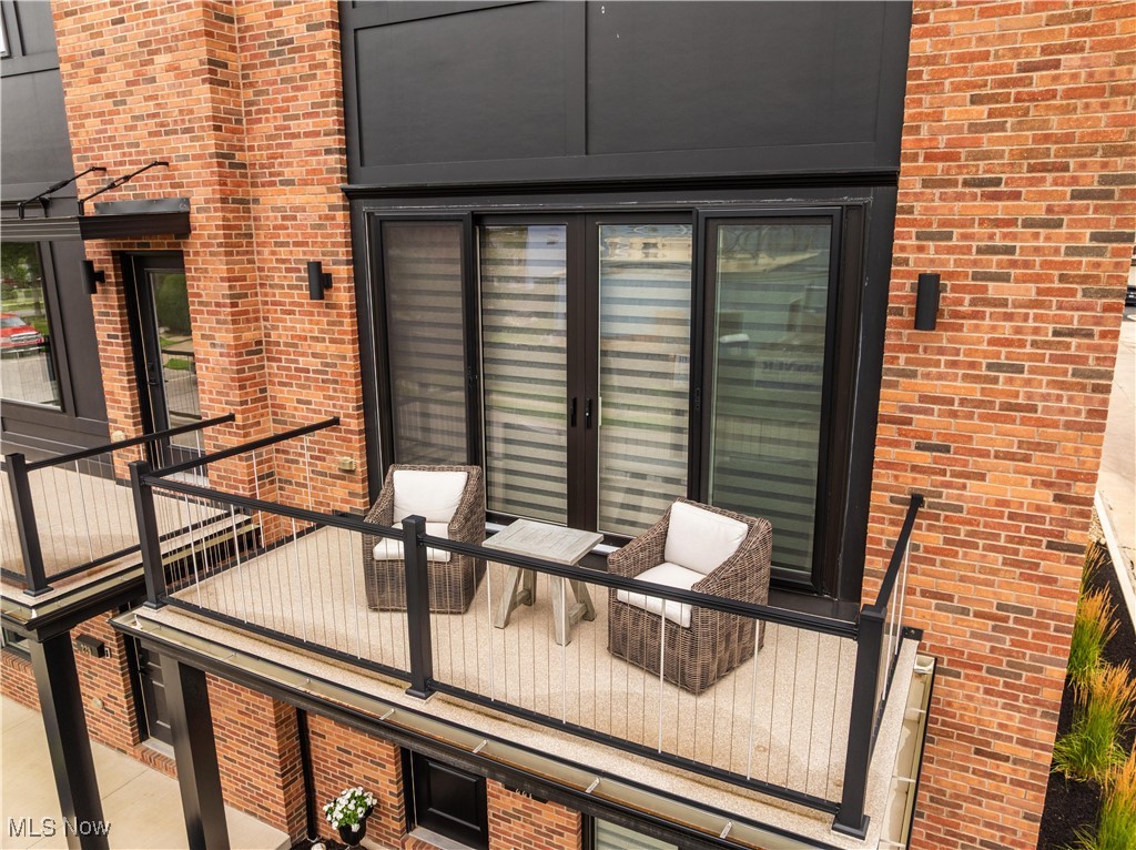 Beeson Place Condo Ph Two - Residential