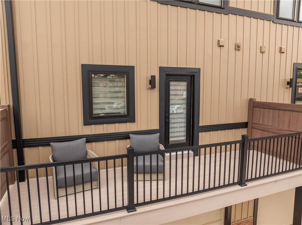 Beeson Place Condo Ph Two - Residential