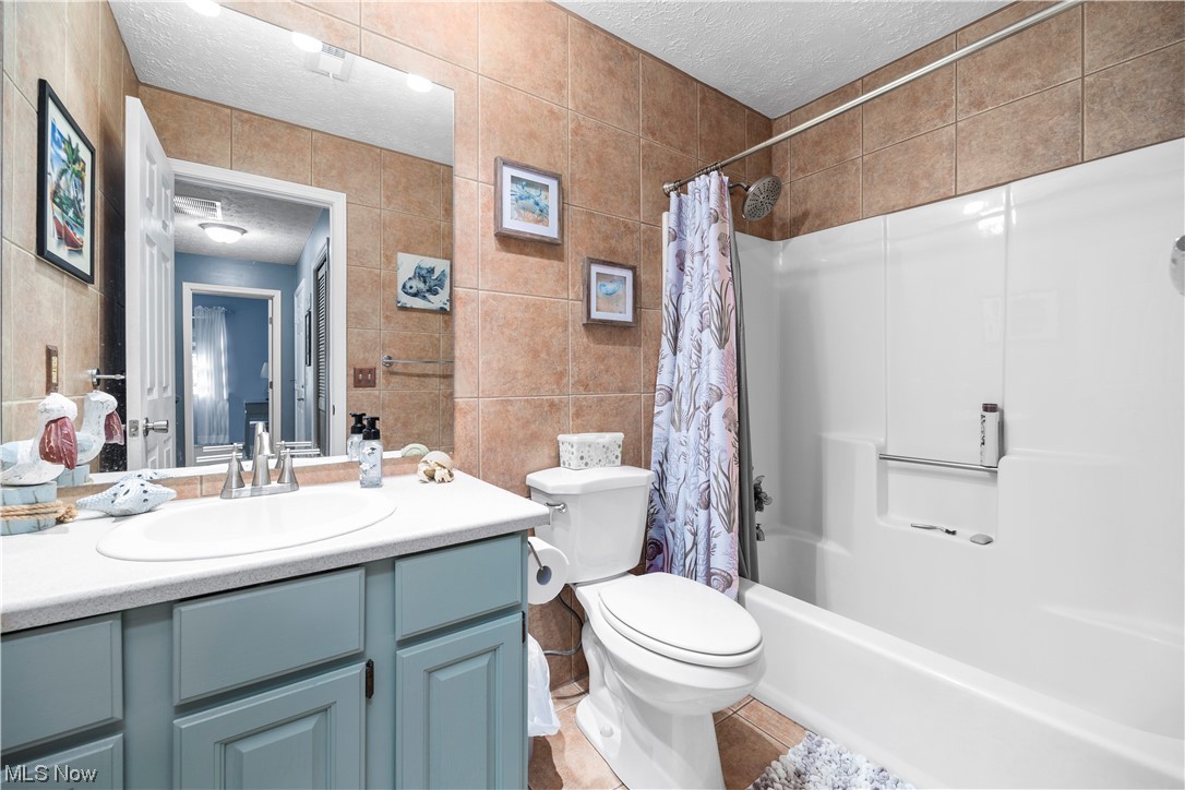 Cherry Rdg Condo Ph 09 - Residential