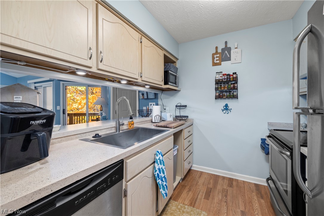 Cherry Rdg Condo Ph 09 - Residential