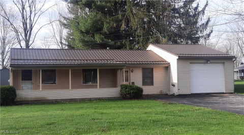 Homes For Sale - 6986 Pymatuning Lake Road<br/> Andover, OH 44003