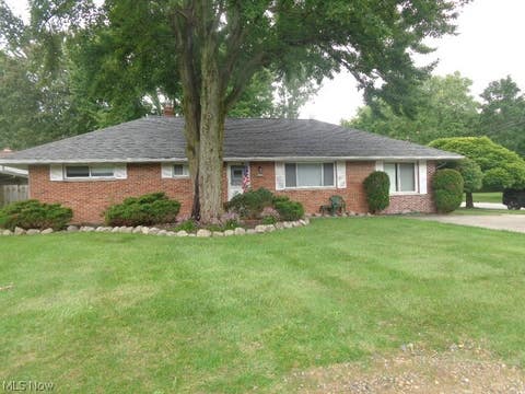 Photo of 25408 Highland Road, Richmond Heights, OH 44143 (MLS # 5239058)