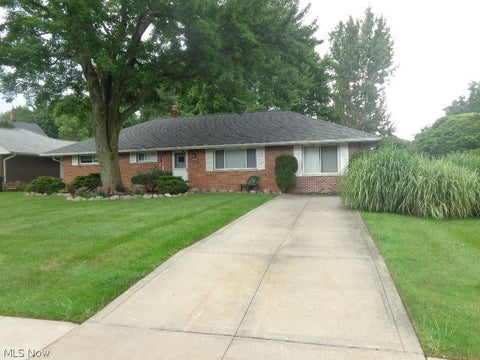 Tiny photo for 25408 Highland Road, Richmond Heights, OH 44143 (MLS # 5239058)
