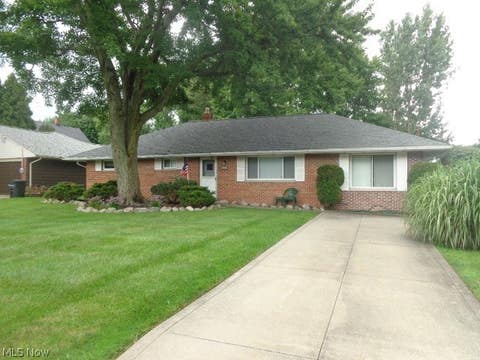 Tiny photo for 25408 Highland Road, Richmond Heights, OH 44143 (MLS # 5239058)