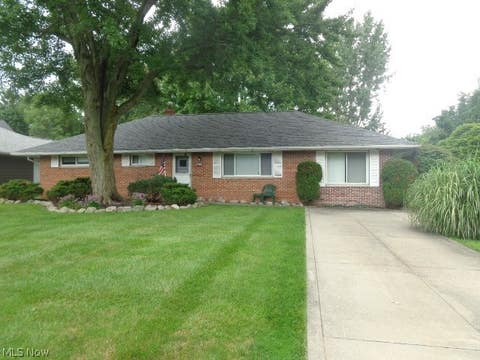 Tiny photo for 25408 Highland Road, Richmond Heights, OH 44143 (MLS # 5239058)