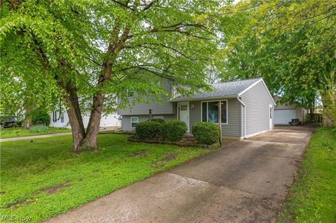 Photo of 35150 Spruce Street, North Ridgeville, OH 44039 (MLS # 5209121)