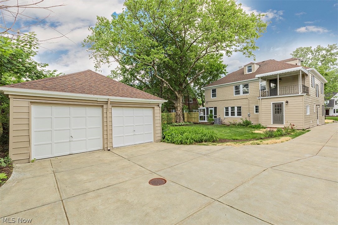 Van Sweringen Cos 16 - Residential