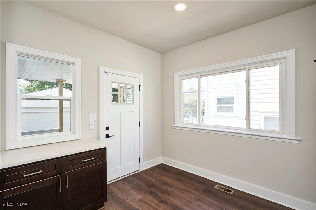 Mathews & Gilberta 03 - Residential