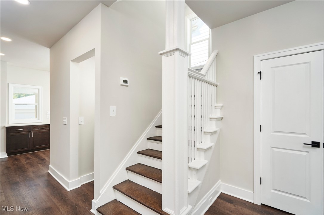 Mathews & Gilberta 03 - Residential