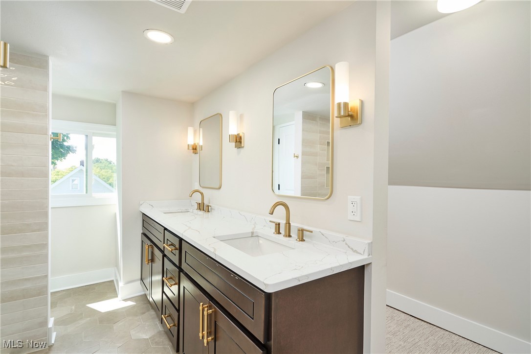 Mathews & Gilberta 03 - Residential