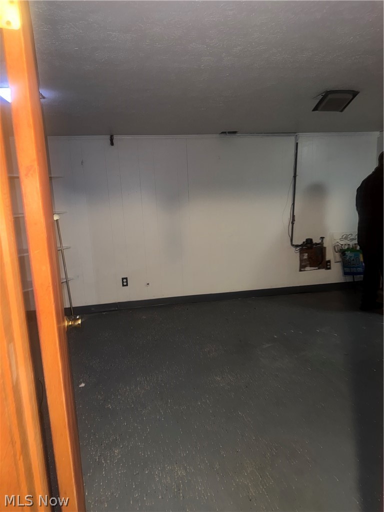 Clarkwood Condo - Residential