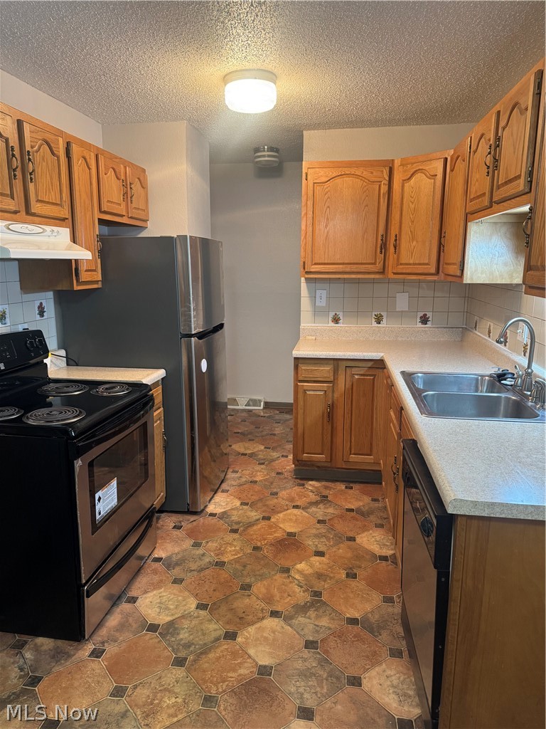 Clarkwood Condo - Residential