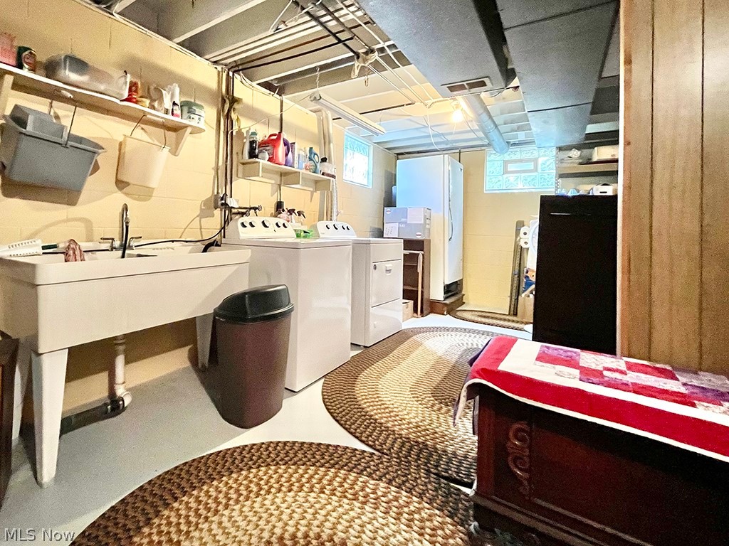 Village/Chippewa Lake - Residential