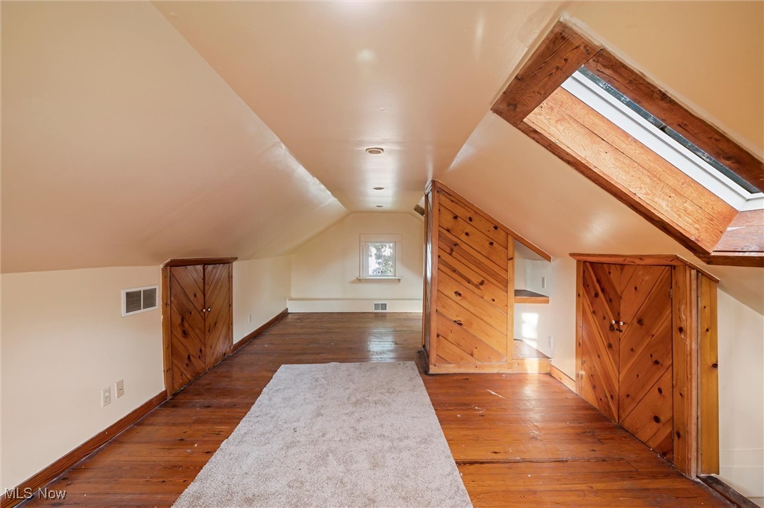 Elm Homestead - Residential