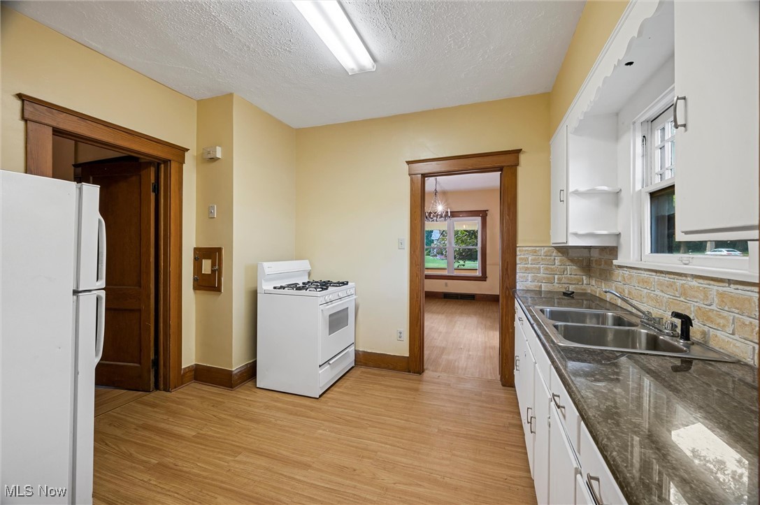 Elm Homestead - Residential