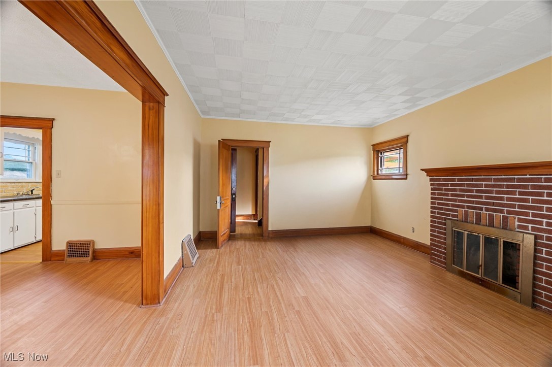 Elm Homestead - Residential