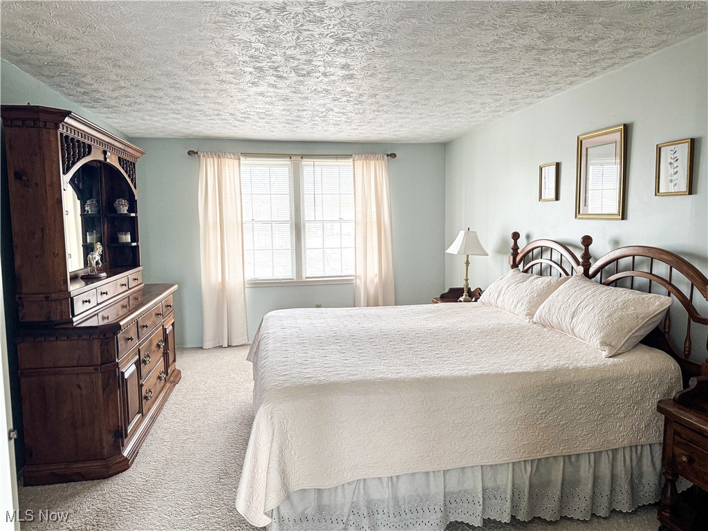 6884 Slippery Rock Drive, Canfield, Ohio image 13