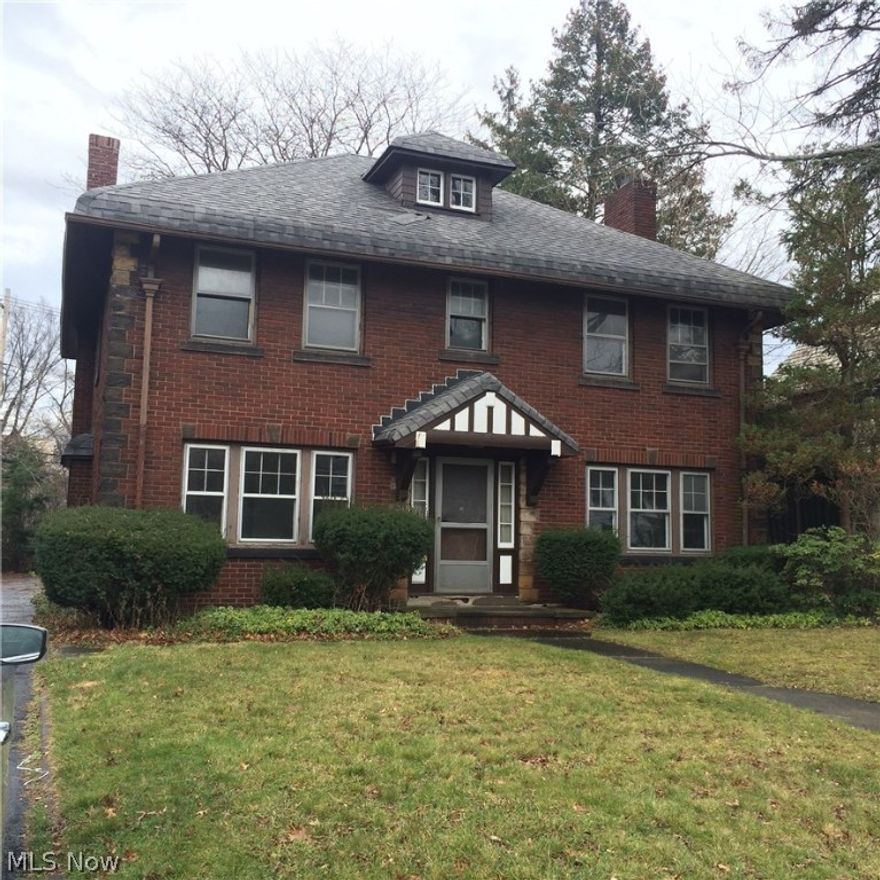 Beautifully renovated brick colonial in the heart of Shaker Hts.