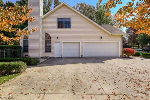 Tiny photo for 425 Middlestone Way, Cuyahoga Falls, OH 44223 (MLS # 5255880)