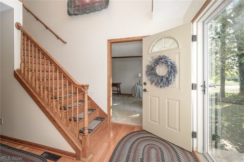 Tiny photo for 425 Middlestone Way, Cuyahoga Falls, OH 44223 (MLS # 5255880)