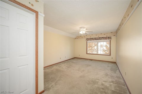 Tiny photo for 425 Middlestone Way, Cuyahoga Falls, OH 44223 (MLS # 5255880)