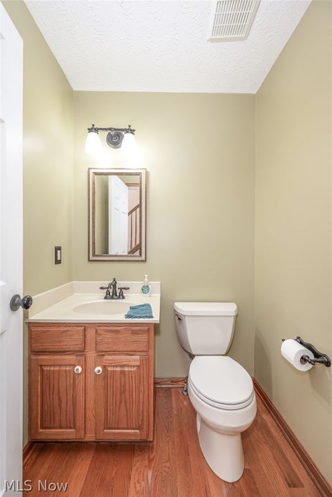 Tiny photo for 425 Middlestone Way, Cuyahoga Falls, OH 44223 (MLS # 5255880)