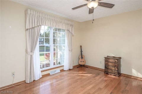 Tiny photo for 425 Middlestone Way, Cuyahoga Falls, OH 44223 (MLS # 5255880)