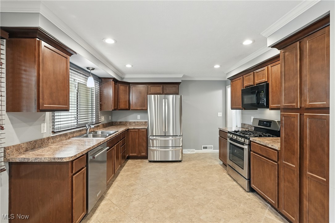 5871 Graydon Drive