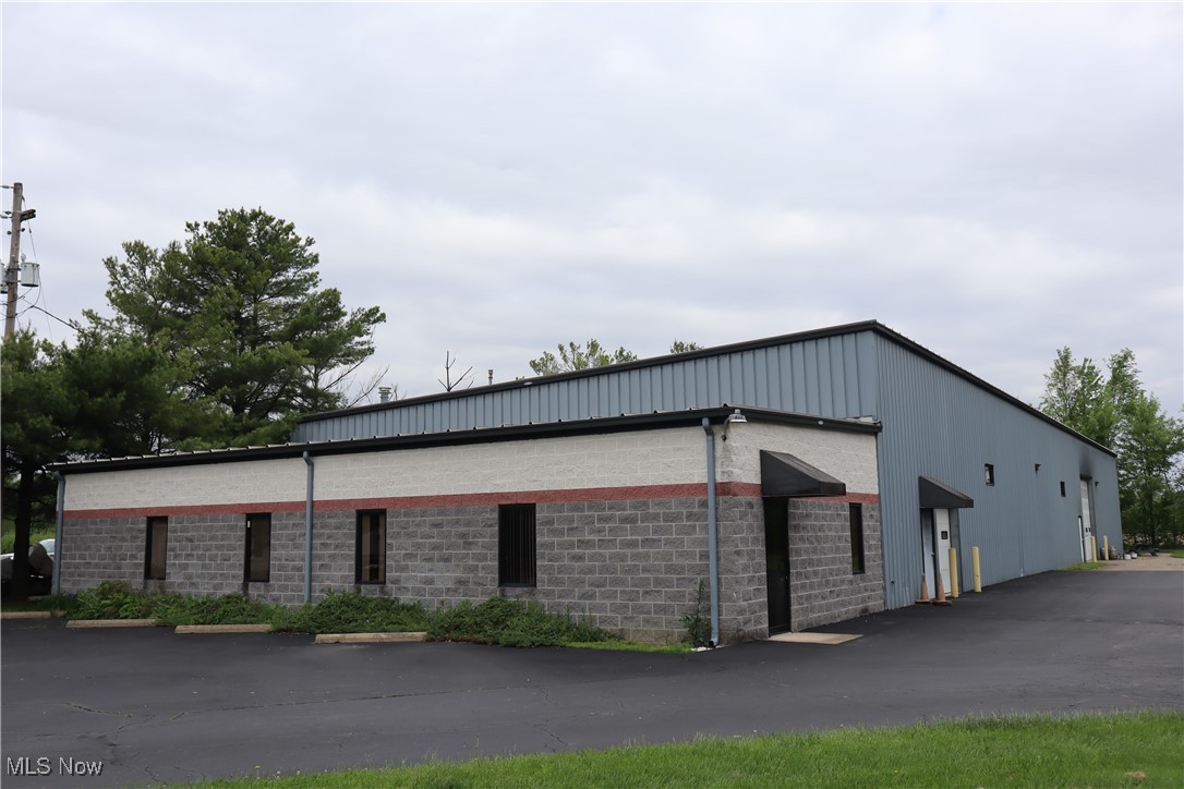720 Town Line 151 Road