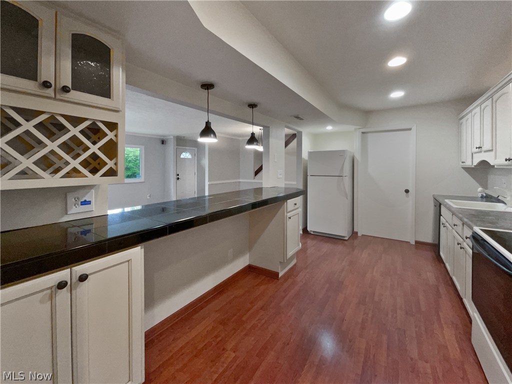 Harbour Light Condo - Residential