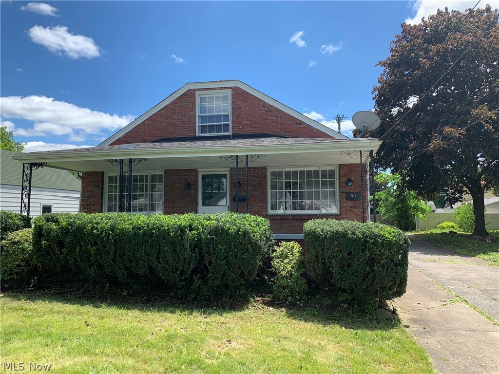 3 bedroom, 1 bath Cape Cod, full basement, 1 car garage. First month, last month, and security deposit due upon signing lease.