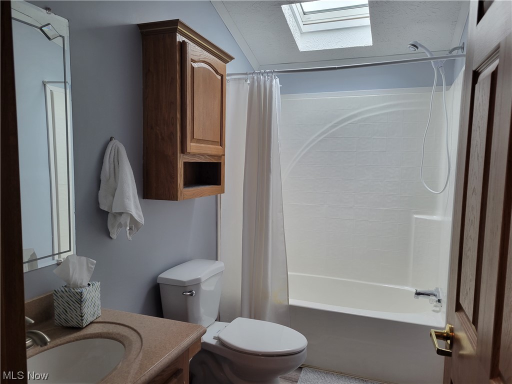 Twin Lakes - Residential