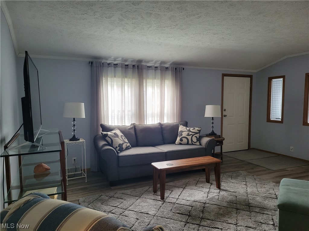 Twin Lakes - Residential