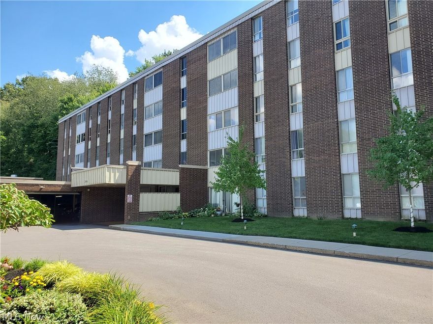 Super nice 2 bedroom, 1 bath features newer windows throughout and newer electric panel! Combination living and dining room with sliders to the 3 season sunroom to enjoy the seasons.  Bright eat-in kitchen offers plenty of cabinet and counter space (all appliances convey).  The primary bedroom offers a large walk in closet plus another closet.    Includes storage unit and garage space 145.