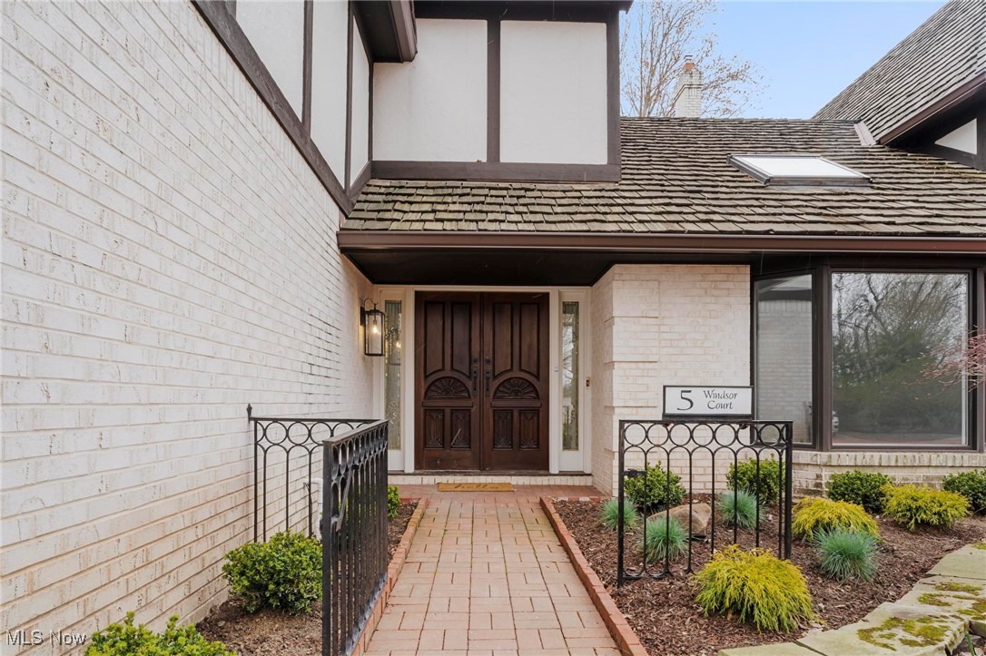 5 Windsor Court, Rocky River, Ohio image 3