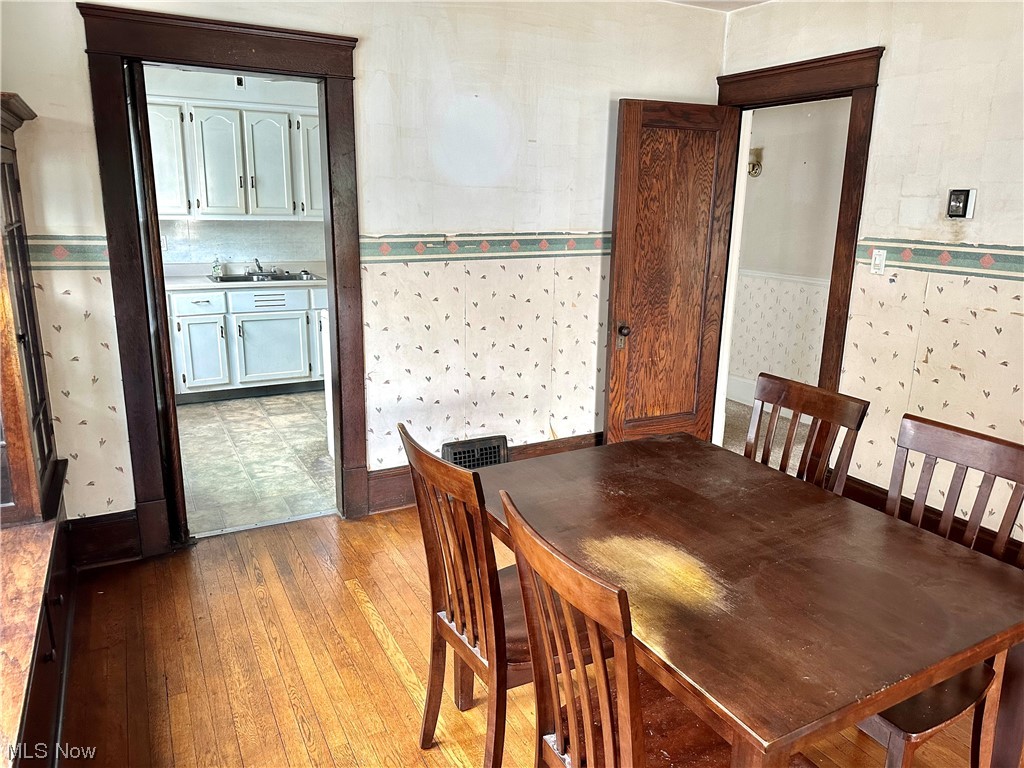 Edgewater - Residential Income