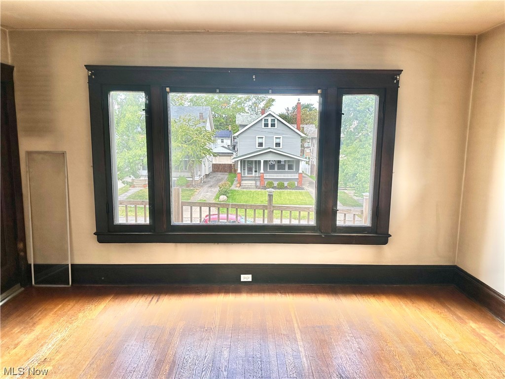 Edgewater - Residential Income