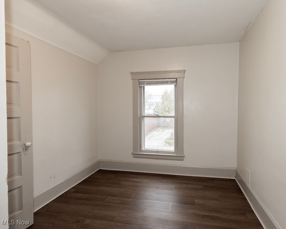 Laundon - Residential