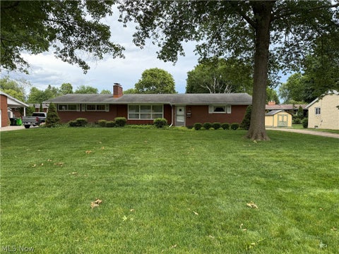 Homes For Sale - 330 Weber Avenue<br/> North Canton, OH 44720