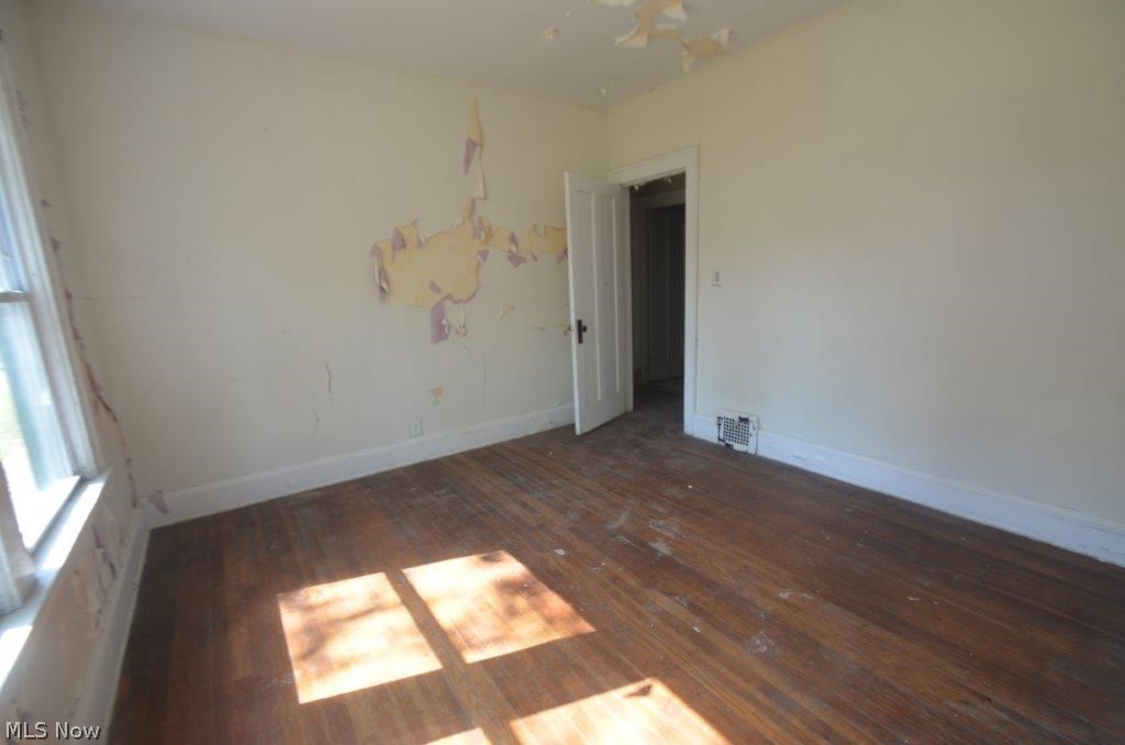 Parkway 01 - Residential Income