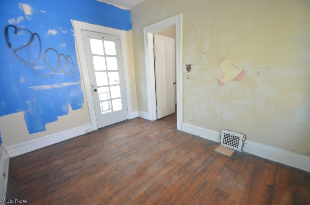 Parkway 01 - Residential Income